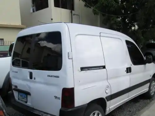 Peugeot Partner  2006