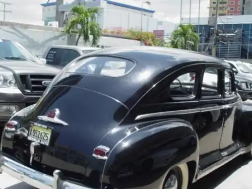 Plymouth Deluxe1949