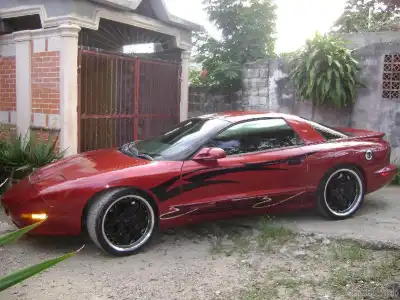 Pontiac Firebird Una Makina