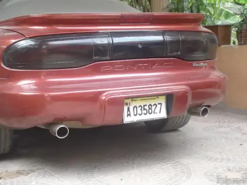 Pontiac Firebird Una Makina