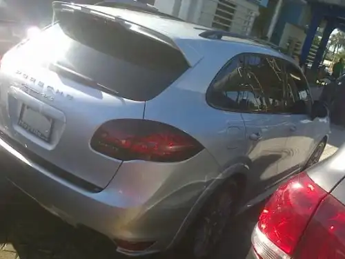 Porsche Cayenne GTS 2013