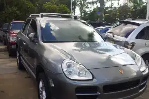 Porsche Cayenne S 2004