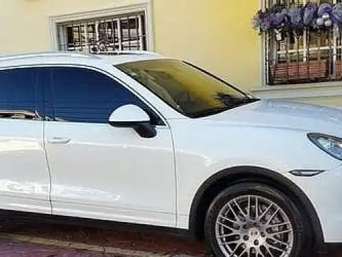 Porsche Cayenne S 2011