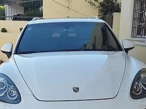 Porsche Cayenne S 2011