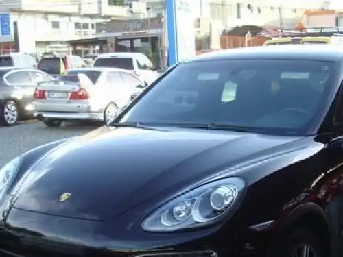 Porsche Cayenne S 2011