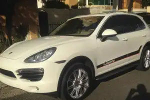 Porsche Cayenne Turbo 2011