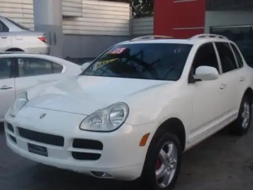 Porsche Cayenne2005