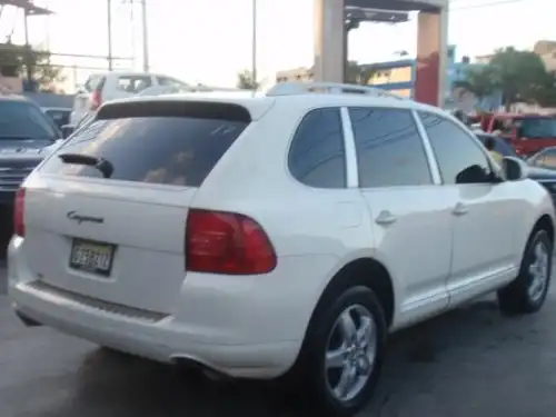 Porsche Cayenne2005