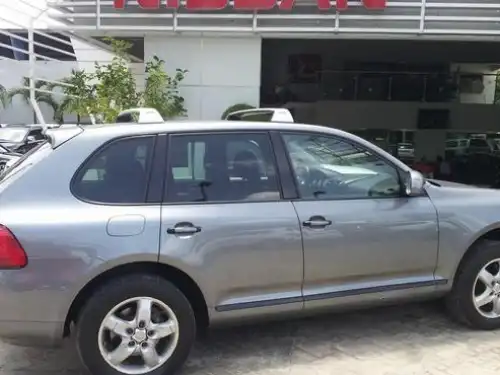 Porsche Cayenne2005