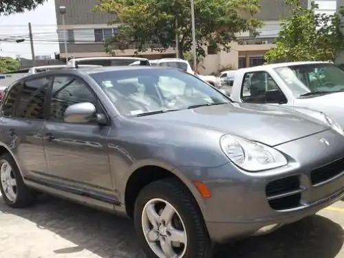 Porsche Cayenne2005