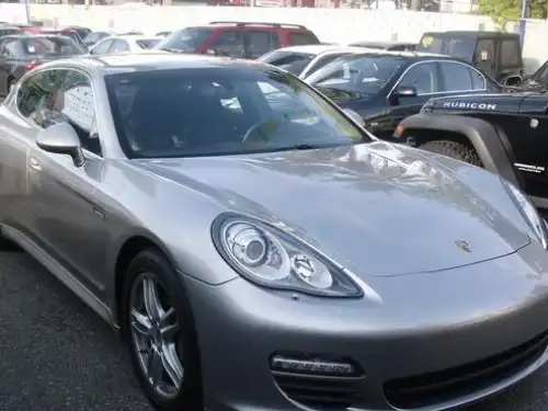 Porsche Panamera S 2010