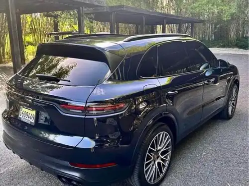 Porsche cayenne híbrida 2022 platinum edition, US$110,000 negoc