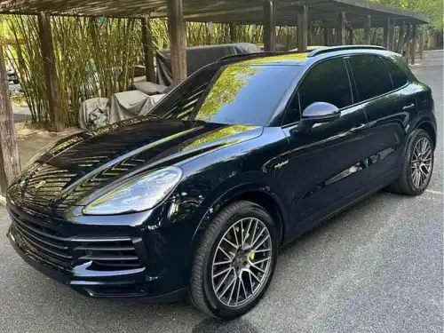 Porsche cayenne híbrida 2022 platinum edition, US$110,000 negoc