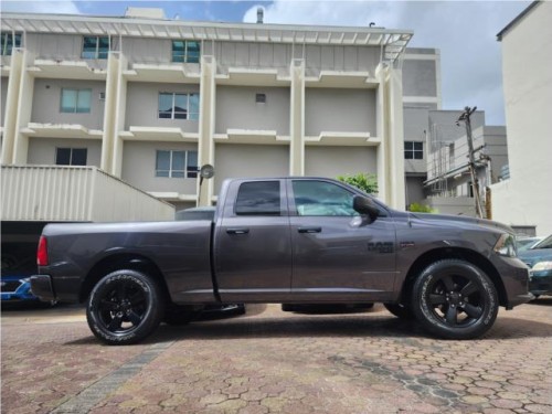 RAM1500 V8 4 AWD BLACK PACK #4287