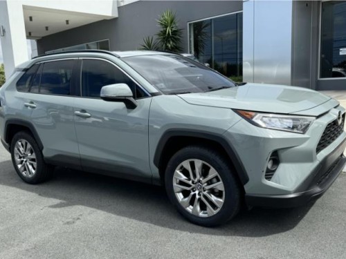 RAV 4 XLE PREMIUM 202