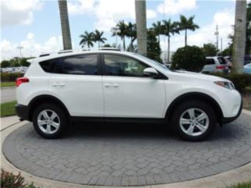 RAV4 XLE FWD 2013 MEJORO OFERTA GARANTIZADO