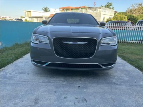 SE VENDE CUENTA Chrysler 300 2019