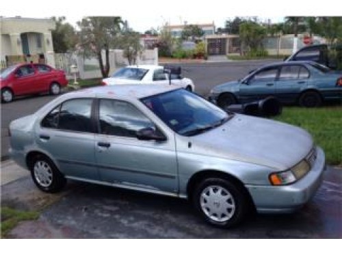 SENTRA,AUT, FULL POWER, 4 PUERTAS, RADIO CD