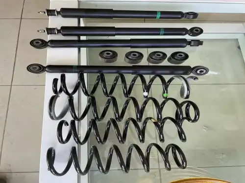 SUSPENSIONES PARA SUZUKI JIMNY UNIVERSAL 2023 COMO NUEVAS
