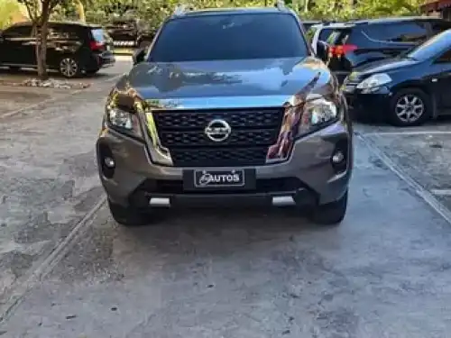 Se vende Nissan Frontier XE 202247,500 dólares