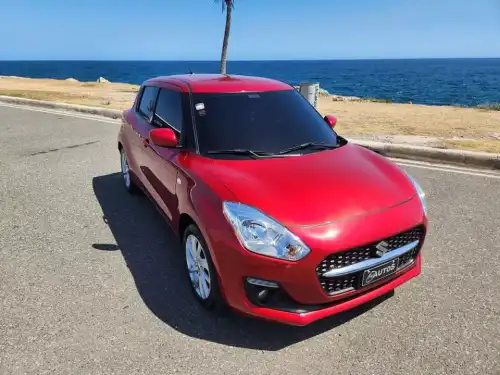 Se vende vehículo Suzuki Swift 2022
