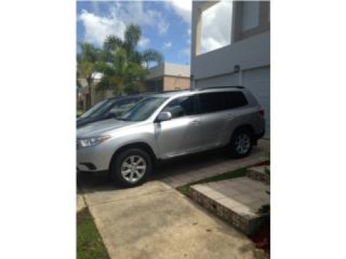 Se regala cuenta de Toyota Highlander 2012