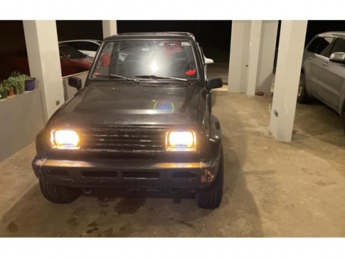 Se vende jeep Daihatsu