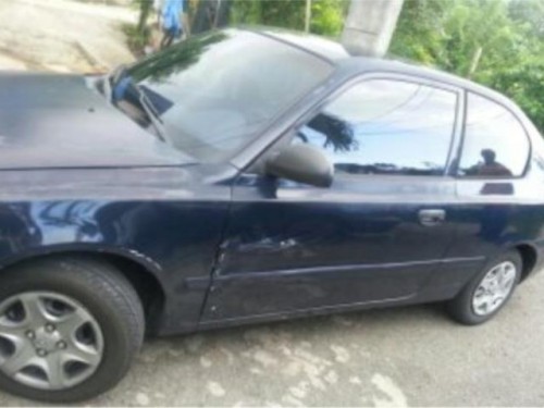 Se vende o se cambia Brio 2004