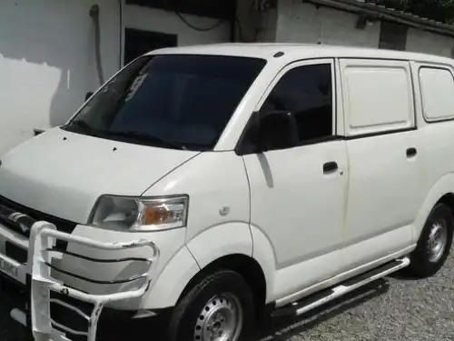Suzuki APV  2009