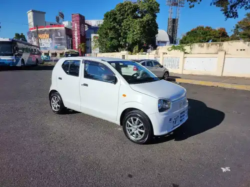 Suzuki Alto 2016 Optimas Condiciones tiene varios extras