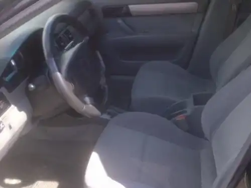 Suzuki Forenza  2006