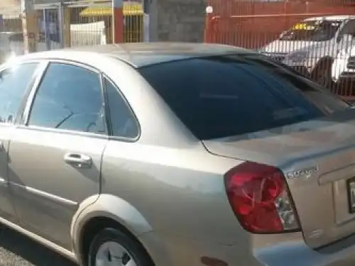 Suzuki Forenza  2006