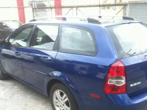 Suzuki Forenza  2006