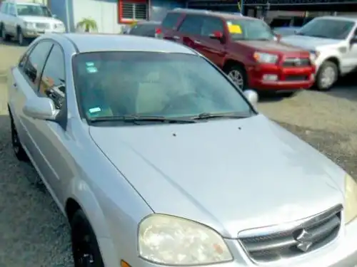 Suzuki Forenza  2007