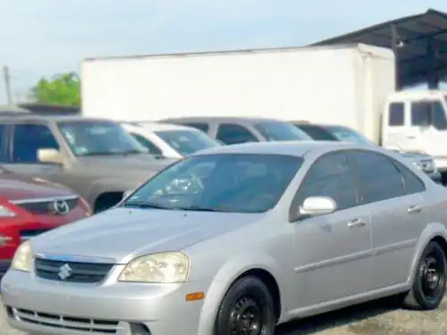 Suzuki Forenza  2007