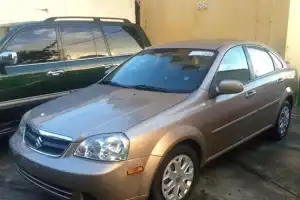 Suzuki Forenza  2008