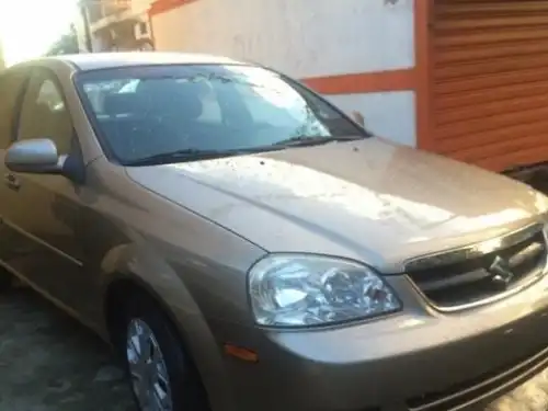 Suzuki Forenza  2008