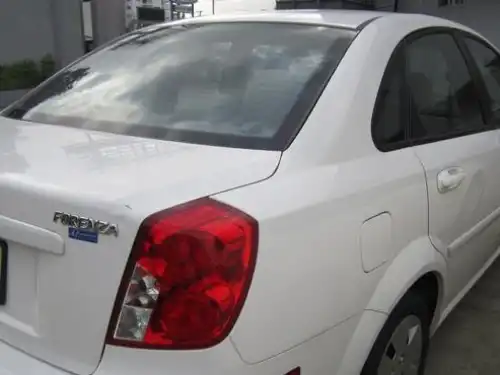 Suzuki Forenza  2008