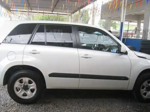 Suzuki Grand Vitara  2010