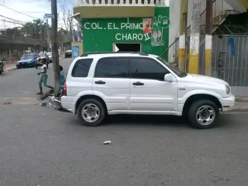 Suzuki Grand Vitara 2000 