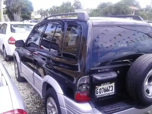 Suzuki Grand Vitara2000