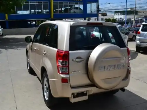 Suzuki Grand Vitara2008