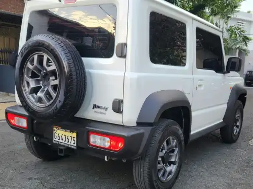 Suzuki Jimmy 2024 impecable 