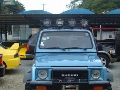 Suzuki Samurai  1989