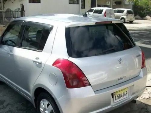 Suzuki Swift  2005