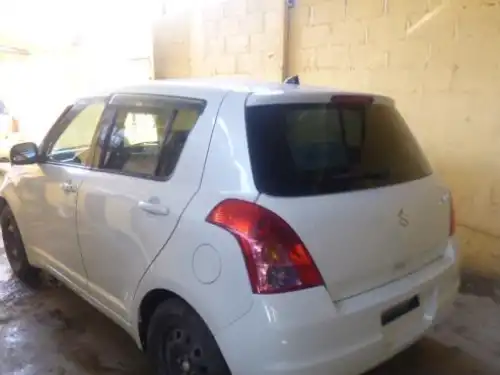Suzuki Swift  2009