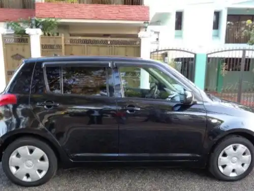 Suzuki Swift  2010