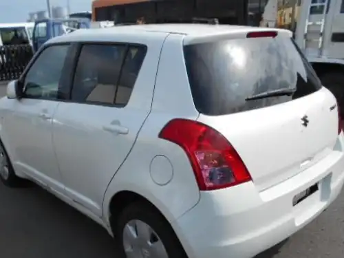 Suzuki Swift  2010