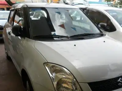 Suzuki Swift  2010