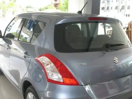 Suzuki Swift  2015